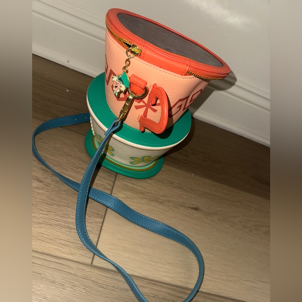 Disney Loungefly Teacup Crossbody Bag in Orange, White, and Teal - Picture 3 of 3